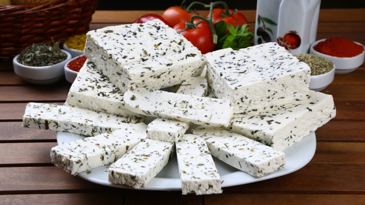 Tam Yağlı Van Otlu Peynir